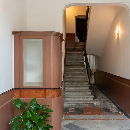 Aita Apartment